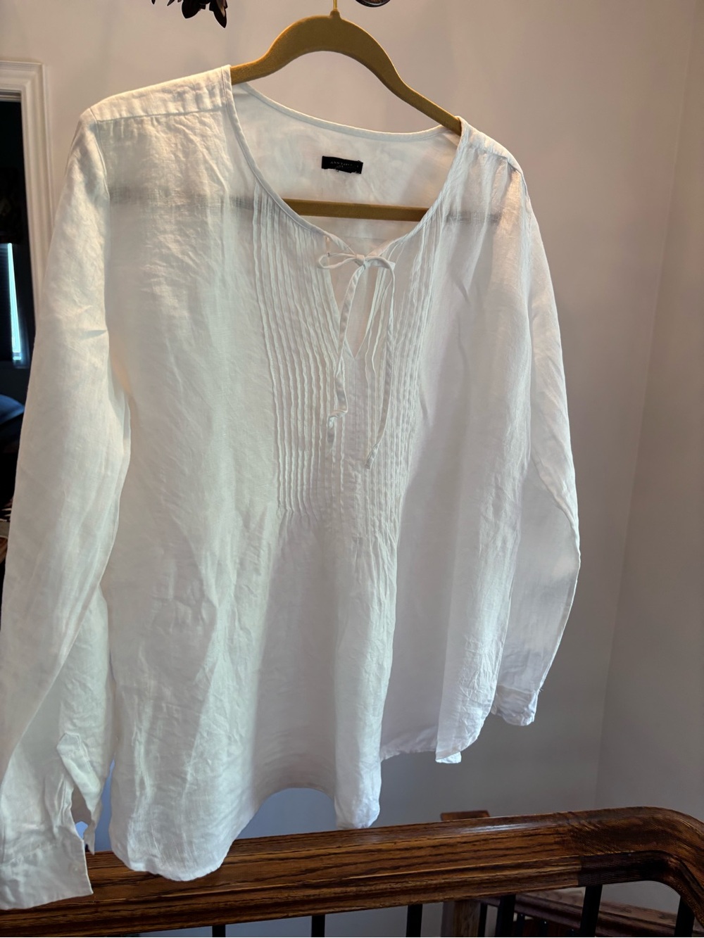 Ann Taylor White 100% Linen Tunic Top